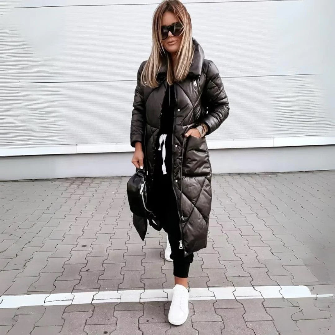THE JOLYNE COAT
