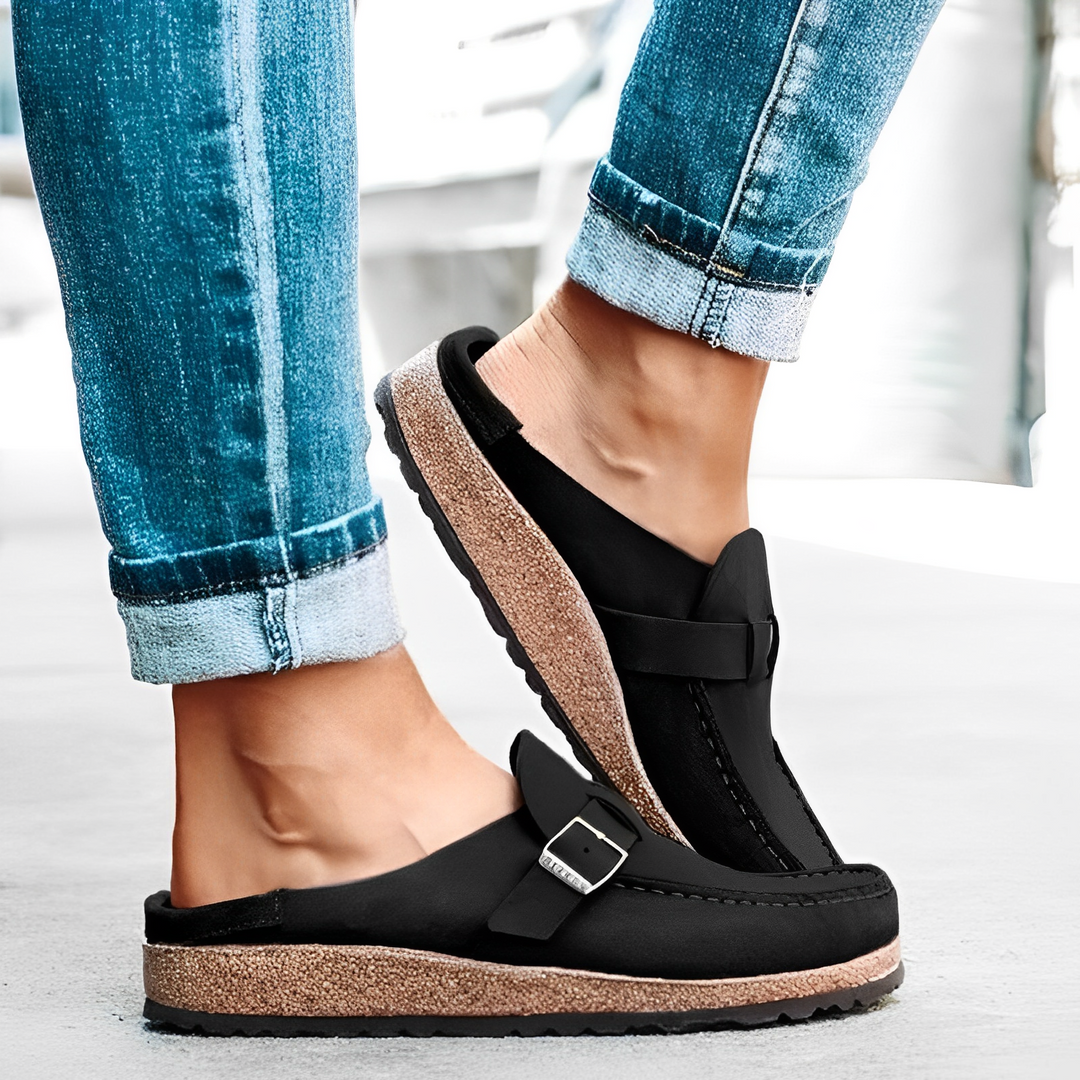 DE MONIQUE SCHOENEN