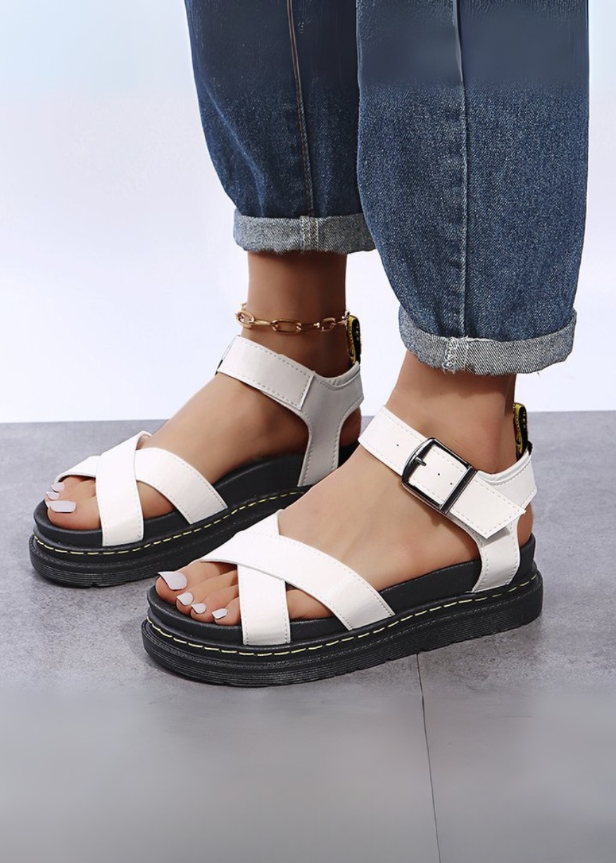 DE MARTINA SANDALEN