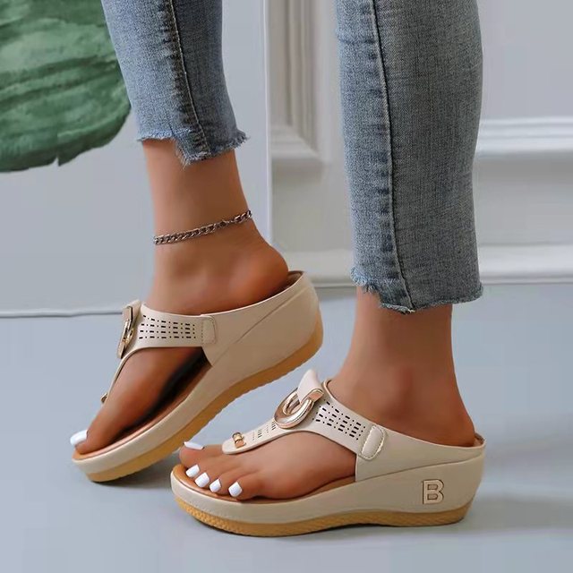 DE LORA SANDALEN