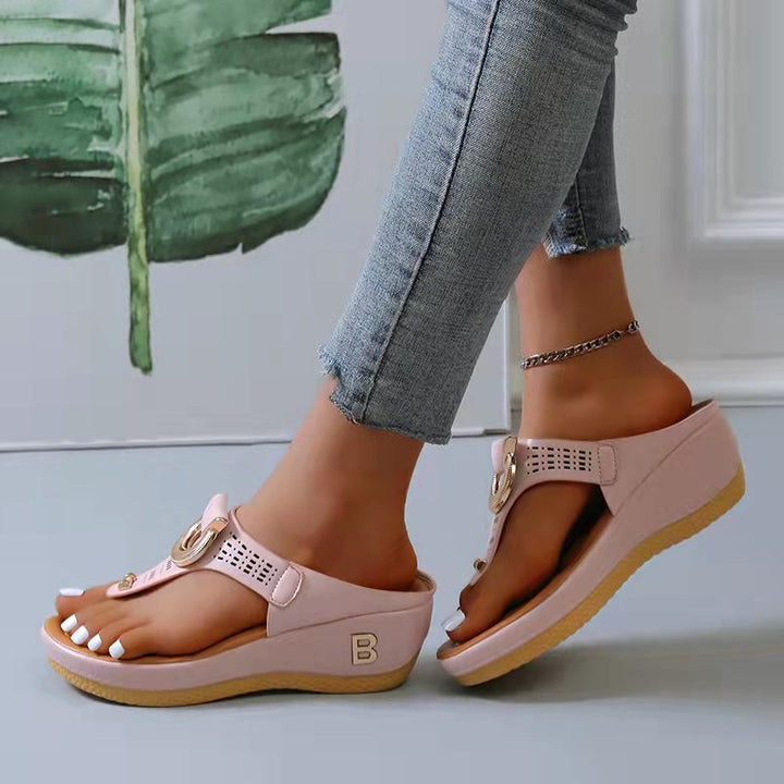 DE LORA SANDALEN
